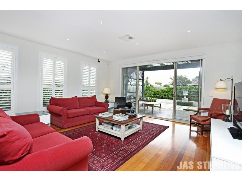 1/25 Deakin Street, Maidstone VIC 3012