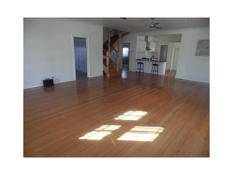 633 Geelong Road, Brooklyn VIC 3012