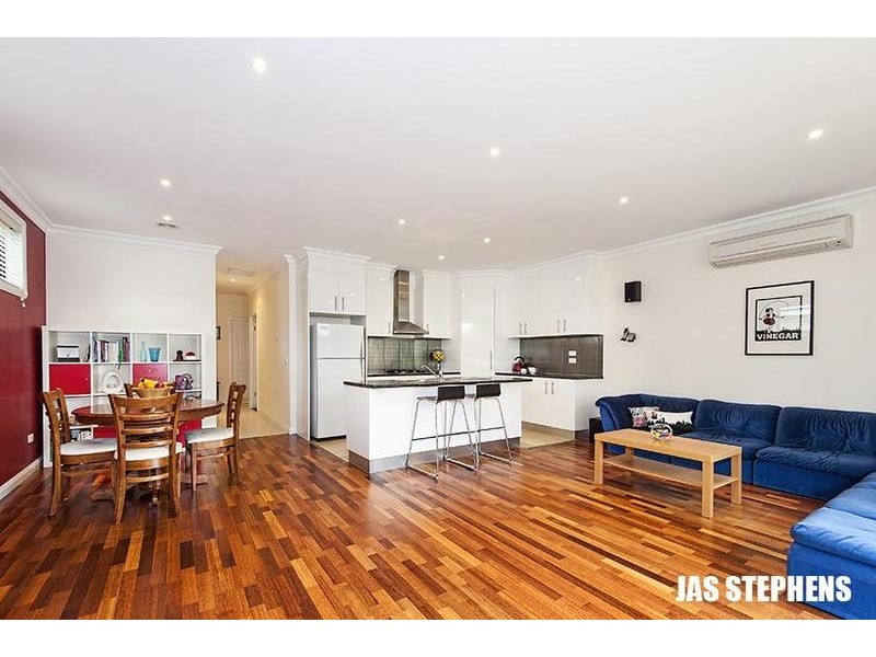 48 Severn Street, Newport VIC 3015