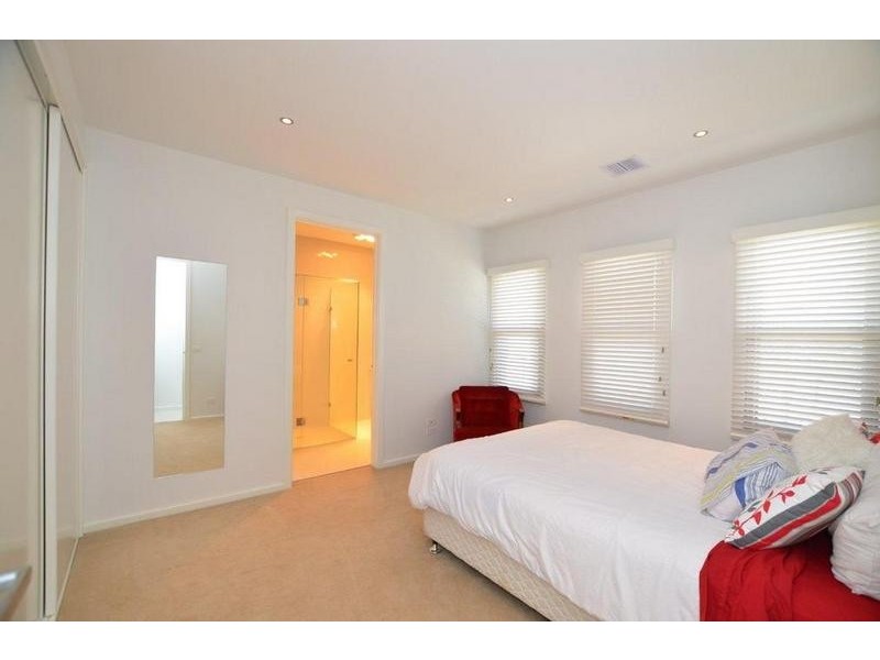 2 Franklin Street, Newport VIC 3015