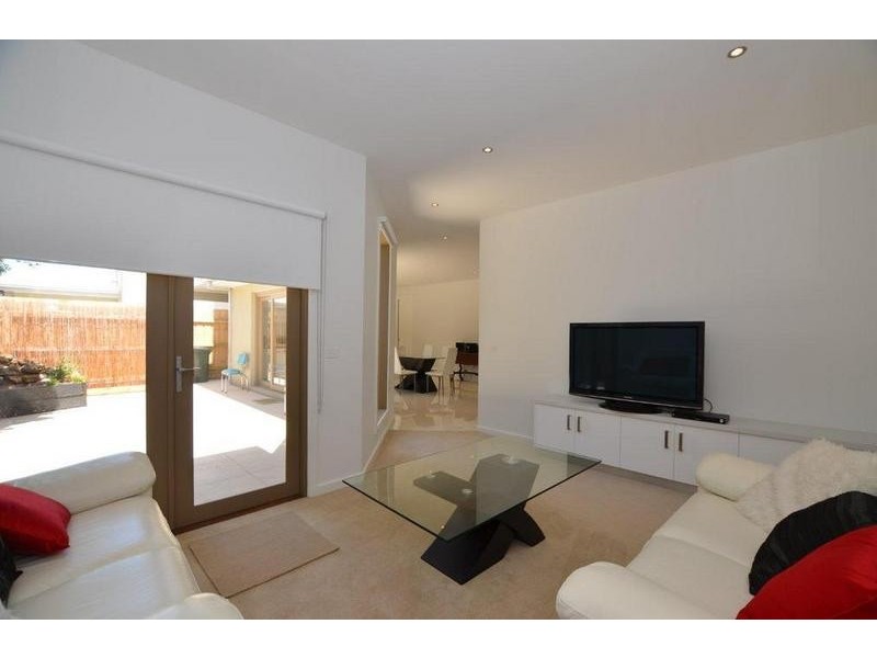 2 Franklin Street, Newport VIC 3015