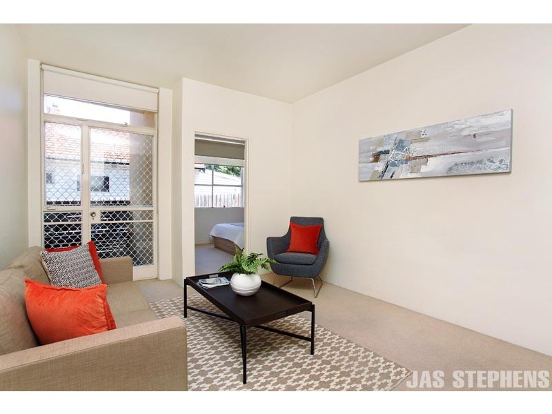 2/334 Nicholson Street, Yarraville VIC 3013