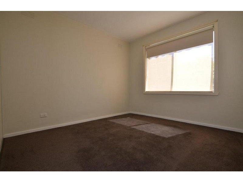 1/19 Barnett Street, Kensington VIC 3031