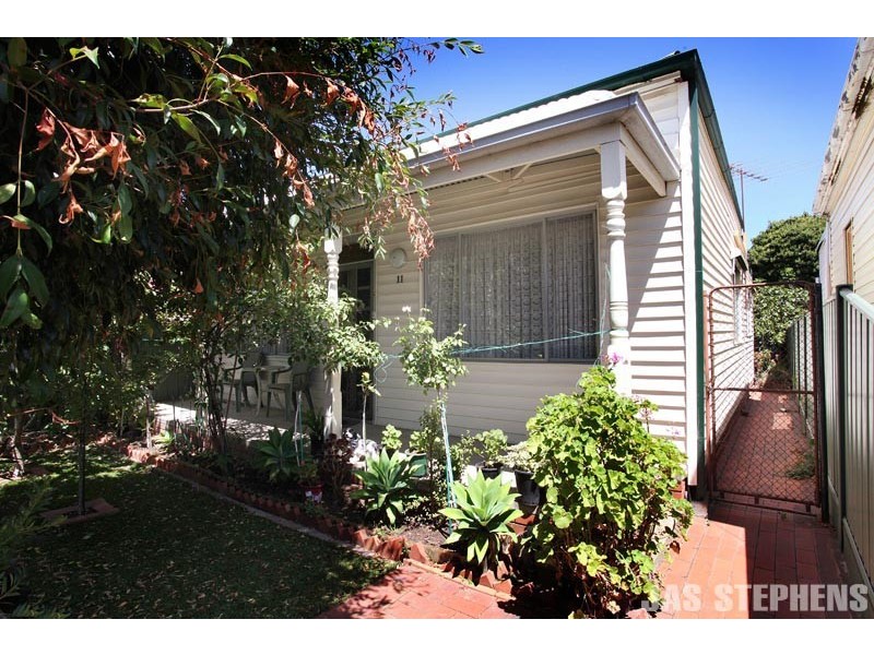 11 Fitzroy Street, Footscray VIC 3011