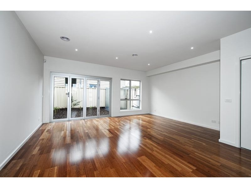 186 Charles Street, Seddon VIC 3011