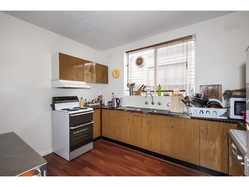 2/13 Dover Road, Williamstown VIC 3016