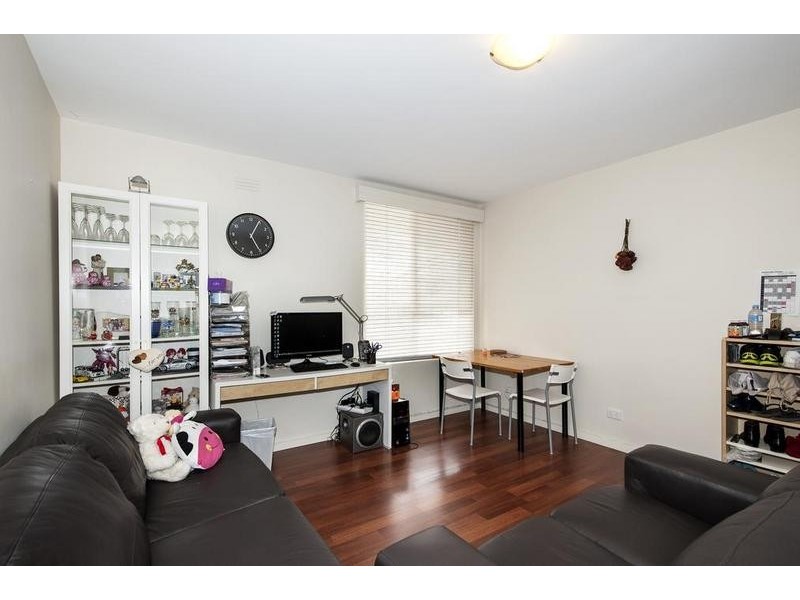 2/13 Dover Road, Williamstown VIC 3016