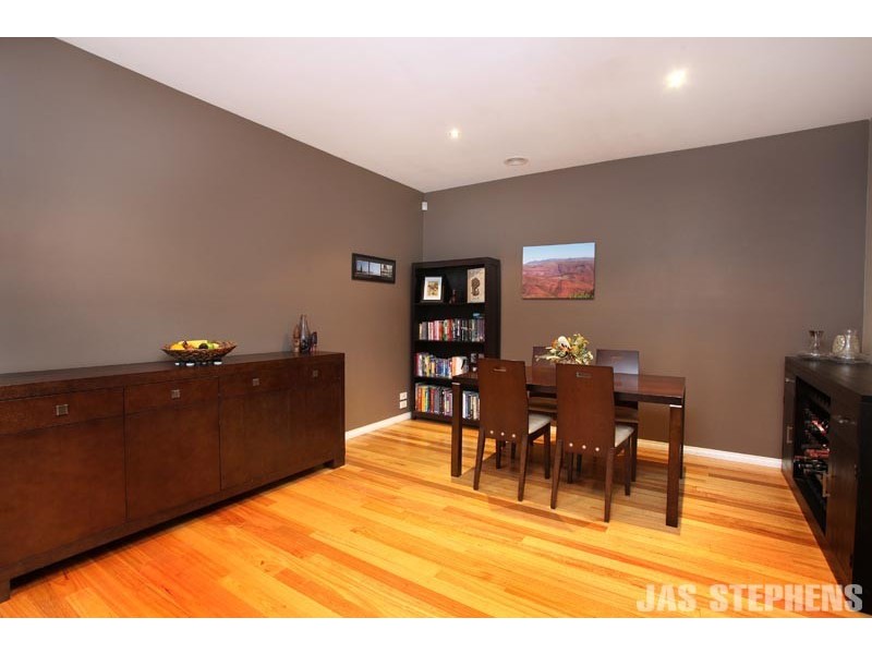 1/35 Radio Street, Maidstone VIC 3012