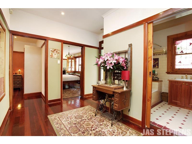 215 Essex Street, West Footscray VIC 3012