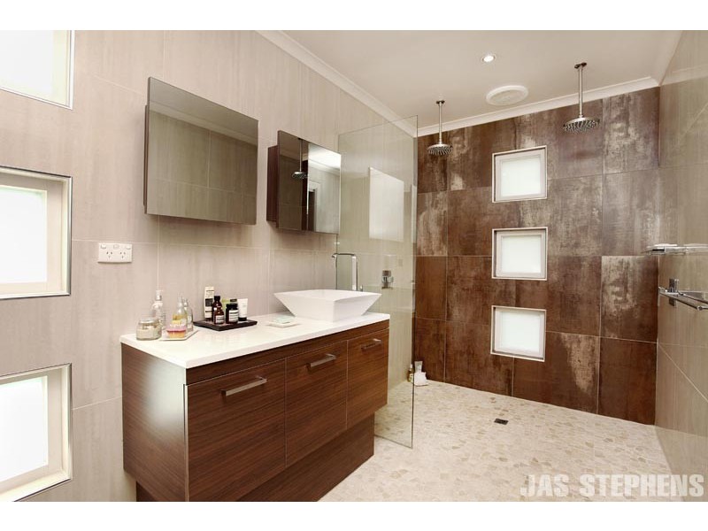 215 Essex Street, West Footscray VIC 3012