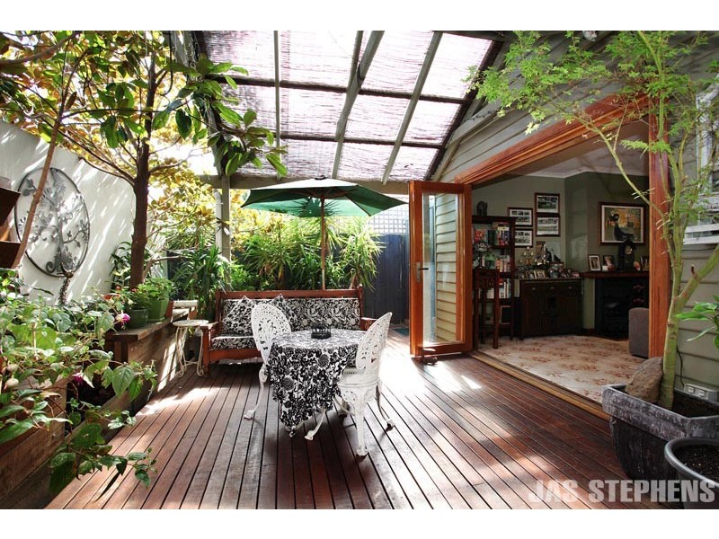 215 Essex Street, West Footscray VIC 3012