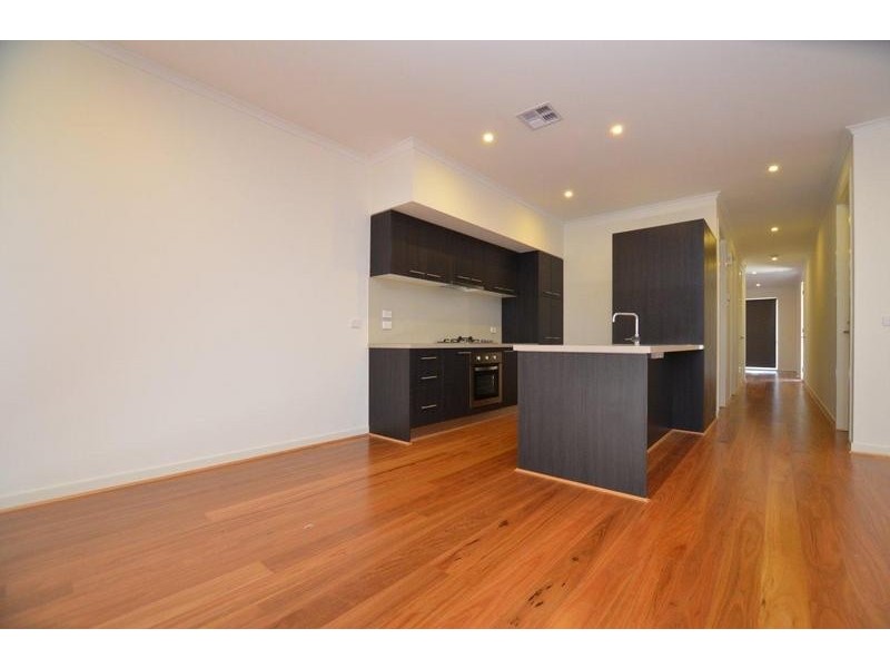 32 Souter Crescent, Footscray VIC 3011