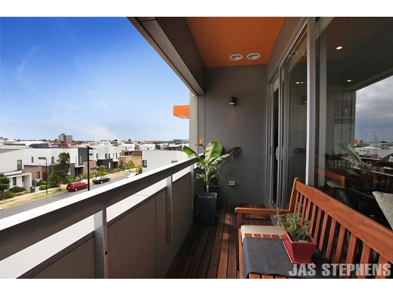 201C/64 Cross Street, Footscray VIC 3011