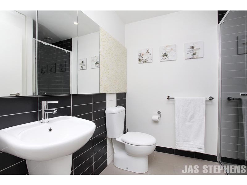 201C/64 Cross Street, Footscray VIC 3011