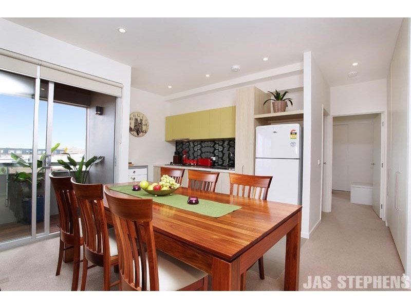 201C/64 Cross Street, Footscray VIC 3011