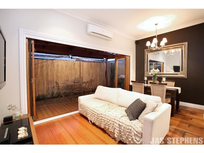 19 Norfolk Street, Maidstone VIC 3012