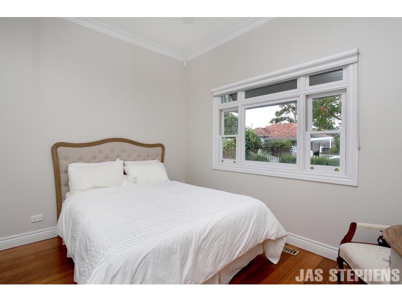 19 Norfolk Street, Maidstone VIC 3012