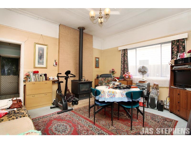 30 Warleigh Road, West Footscray VIC 3012