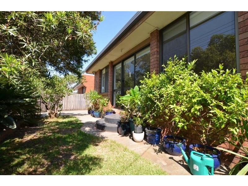 92 Hamilton St, Yarraville VIC 3013