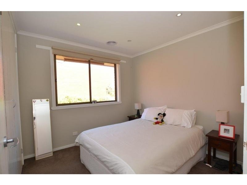 92 Hamilton St, Yarraville VIC 3013