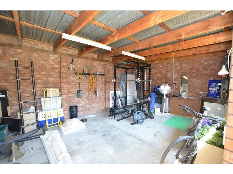 92 Hamilton St, Yarraville VIC 3013