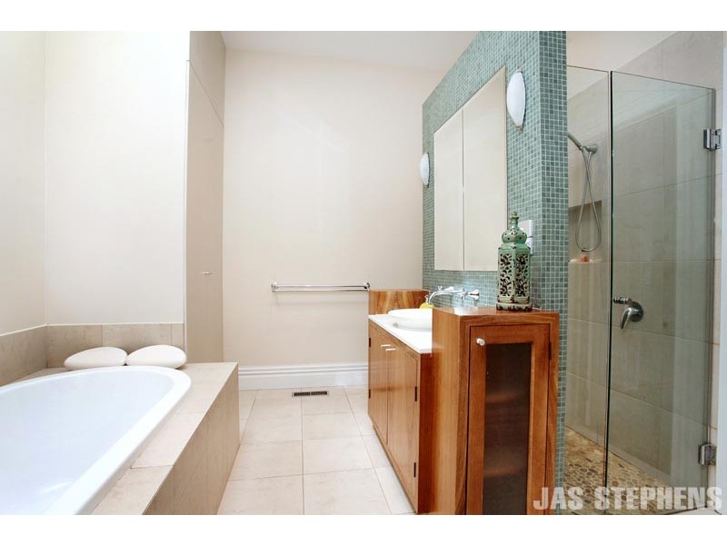 42 Blackwood Street, Yarraville VIC 3013