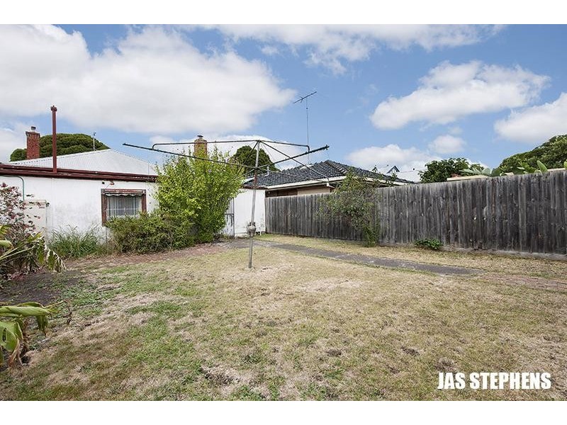 98 Wales Street, Kingsville VIC 3012