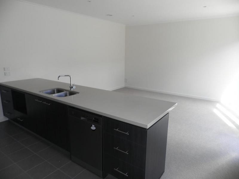 44 Mcdougall Drive, Footscray VIC 3011