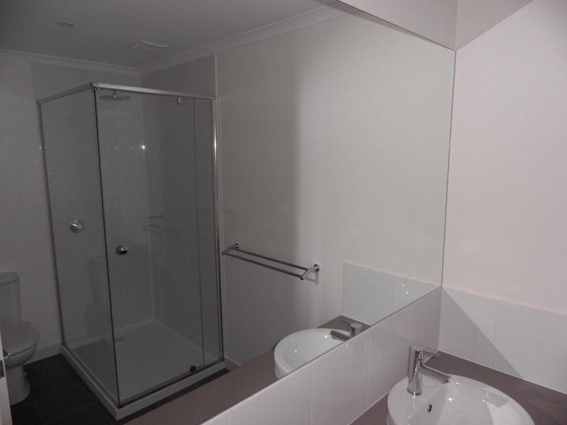 44 Mcdougall Drive, Footscray VIC 3011