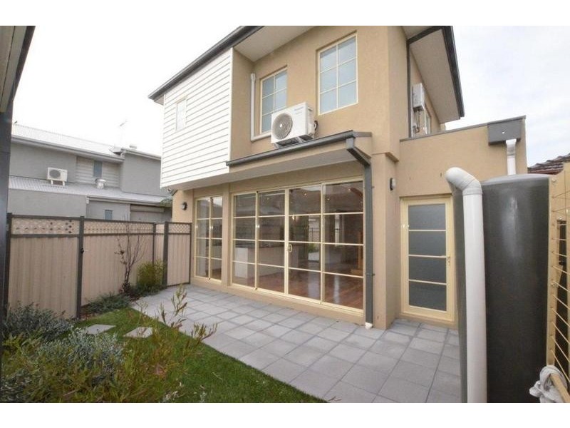 2/126 Blackwood Street, Yarraville VIC 3013