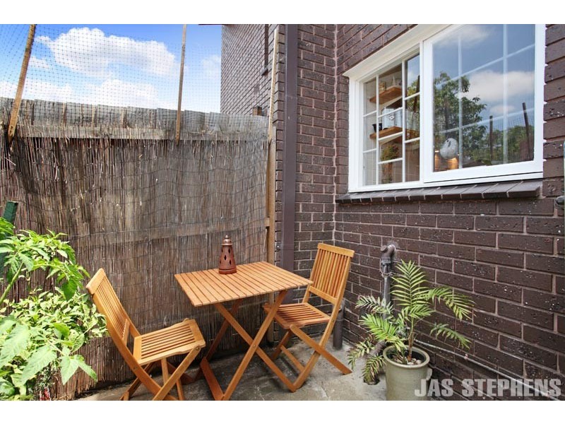 8/64 Stephen Street, Yarraville VIC 3013