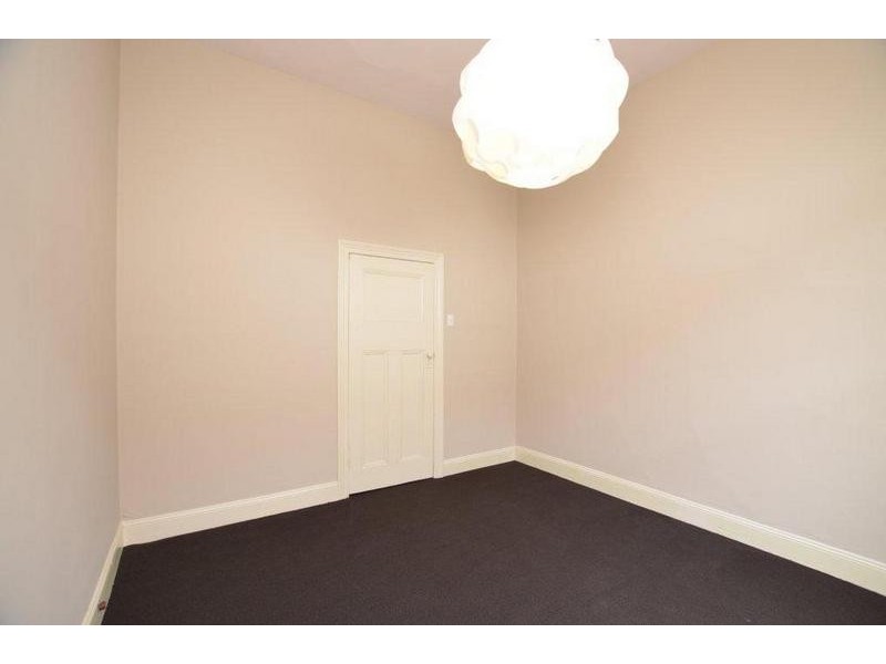 6 Hamilton Street, Seddon VIC 3011