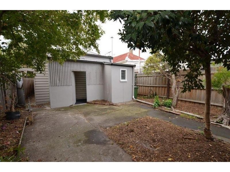 6 Hamilton Street, Seddon VIC 3011