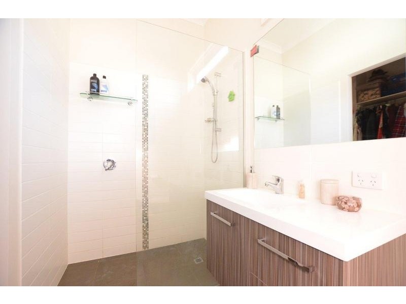 114 Wales Street, Kingsville VIC 3012