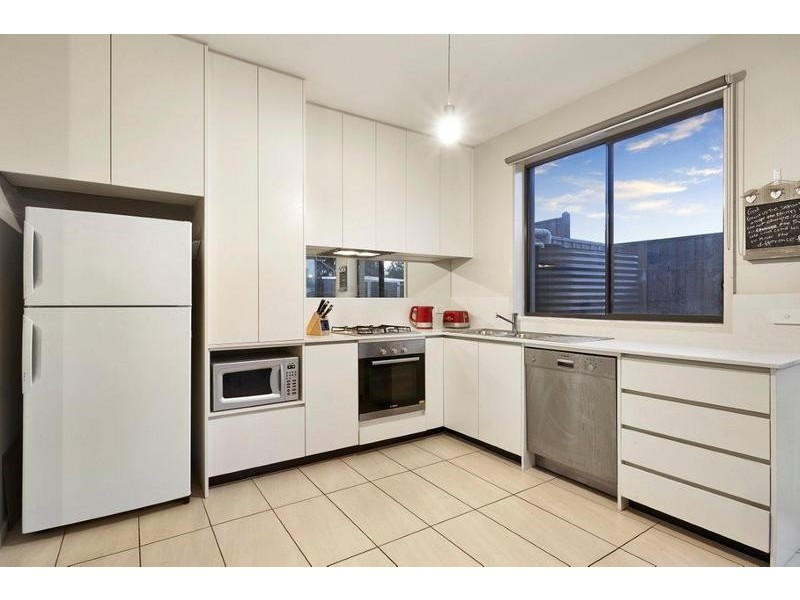 37 Park Ave, West Footscray VIC 3012