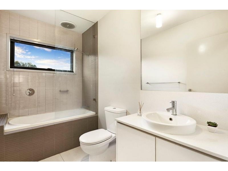 37 Park Ave, West Footscray VIC 3012