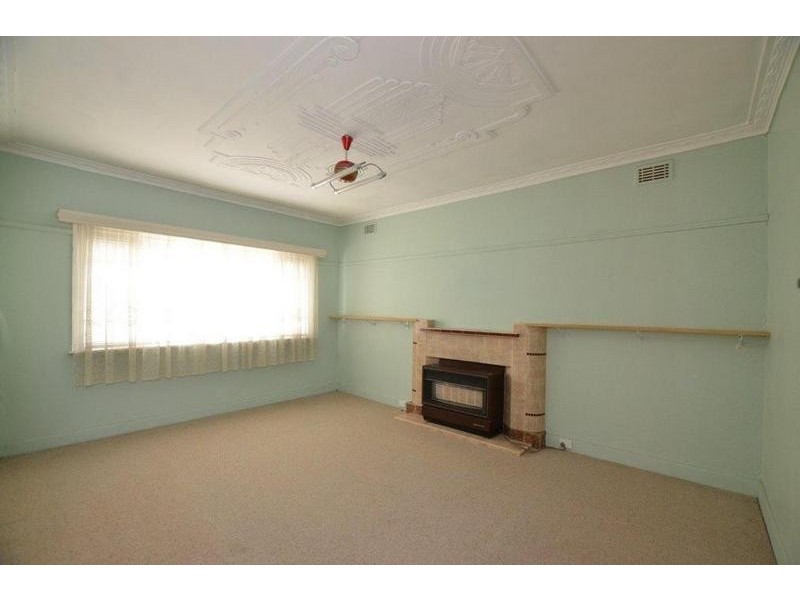 25 Wattle St, West Footscray VIC 3012