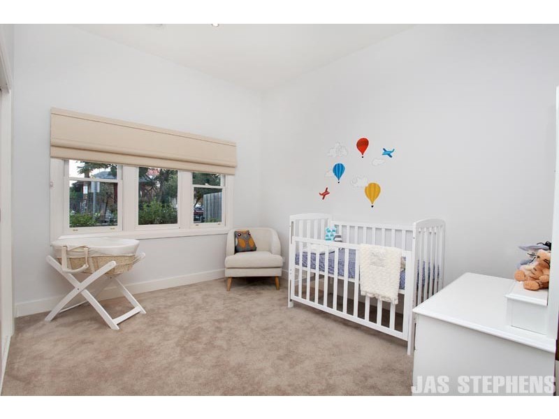 2 Elphinstone Street, West Footscray VIC 3012