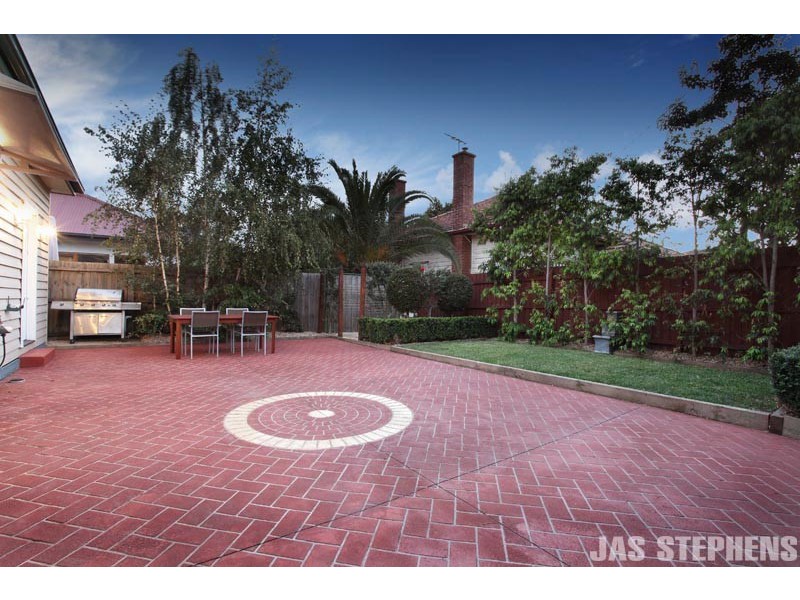 2 Elphinstone Street, West Footscray VIC 3012