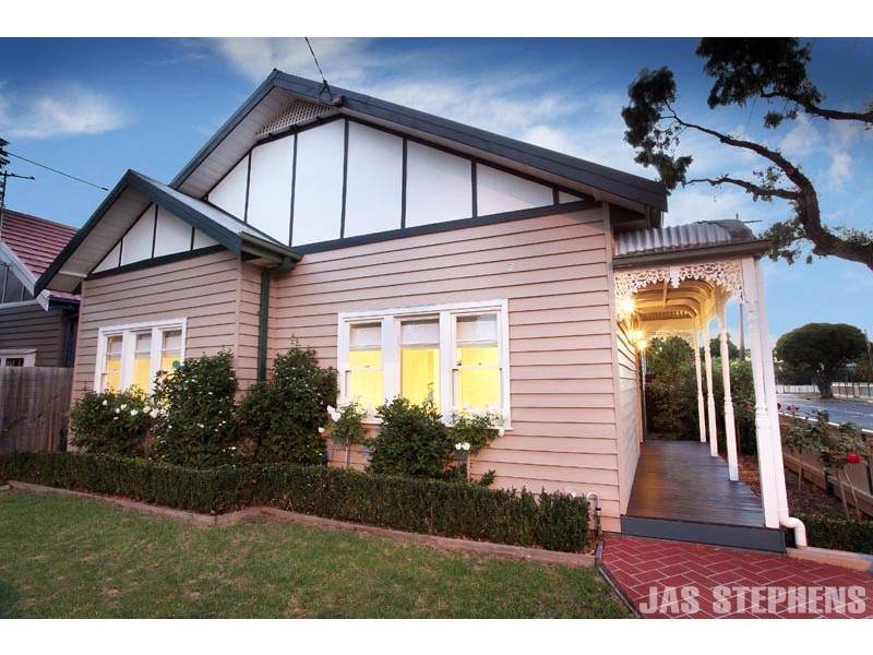 2 Elphinstone Street, West Footscray VIC 3012