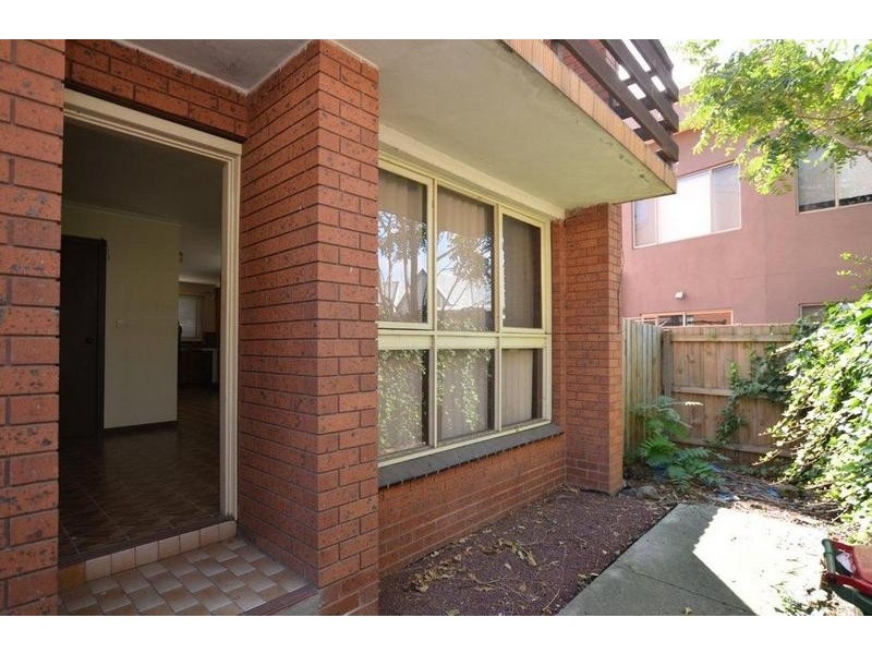 6/42 Hobbs Street, Seddon VIC 3011