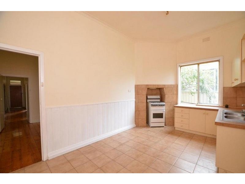 7 Windsor Street, Footscray VIC 3011