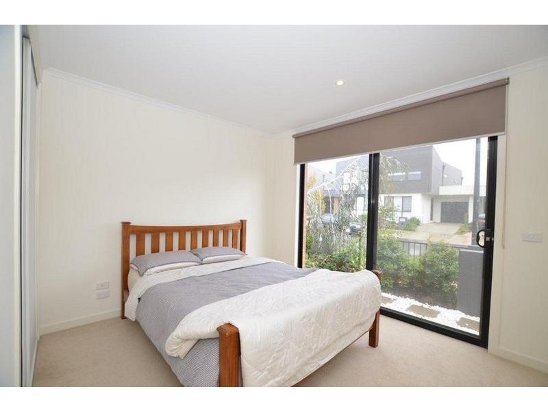 5 Souter Cr, Footscray VIC 3011