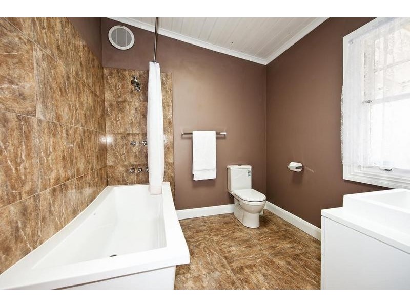 210 Essex Street, West Footscray VIC 3012