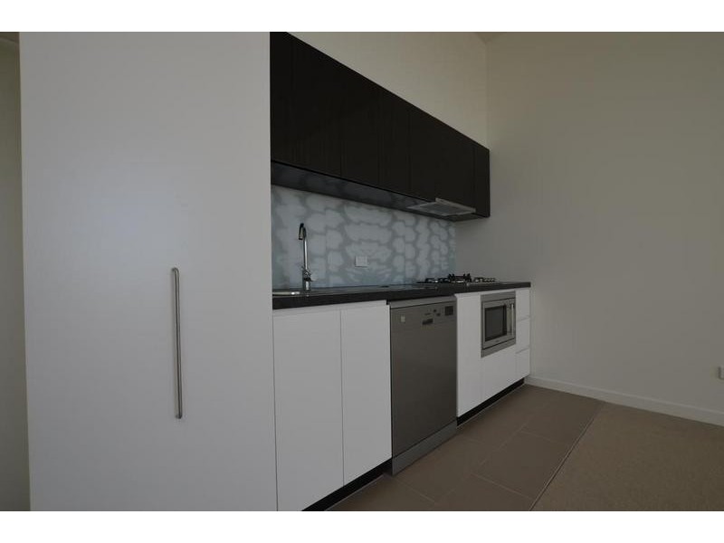 105/64 Cross Street, Footscray VIC 3011