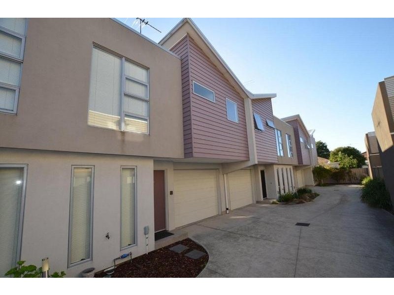 7/10 Rosamond Road, Footscray VIC 3011