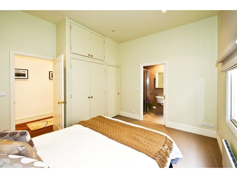 114 Charles Street, Seddon VIC 3011