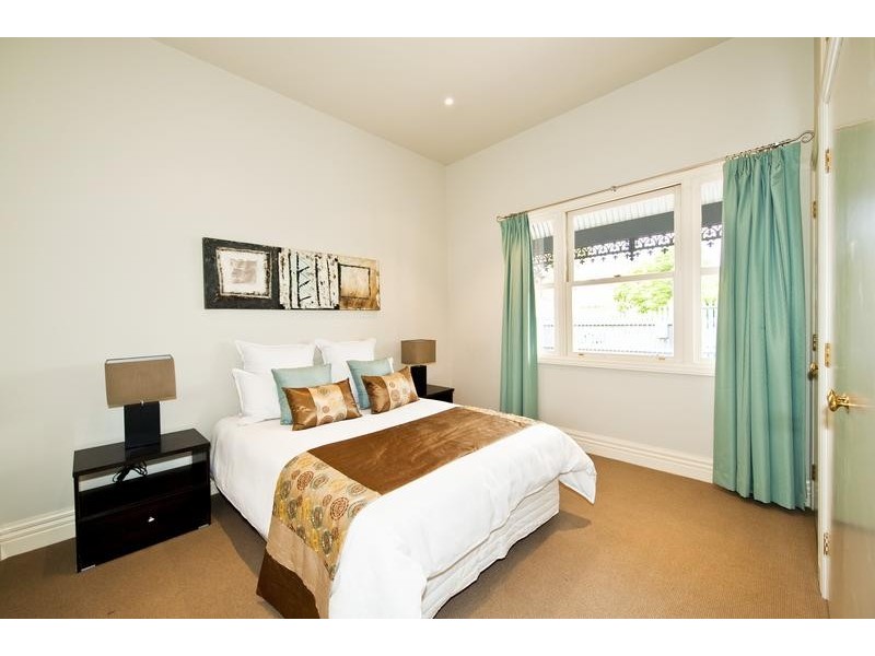 114 Charles Street, Seddon VIC 3011