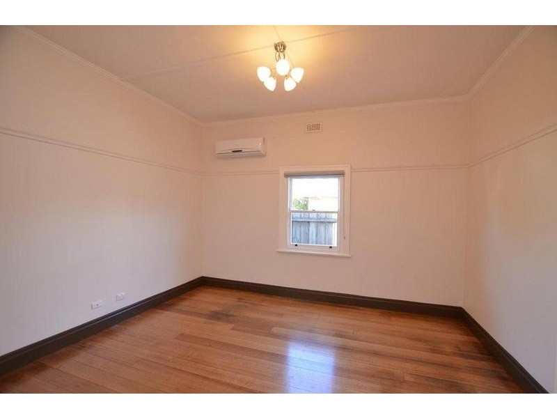 2 Warleigh Road, West Footscray VIC 3012