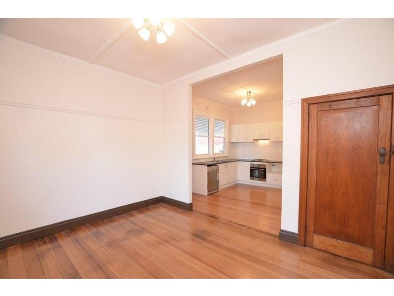 2 Warleigh Road, West Footscray VIC 3012
